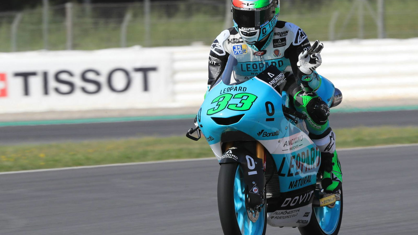 Moto3: Bastianini memenangkan perlombaan penuh kecelakaan