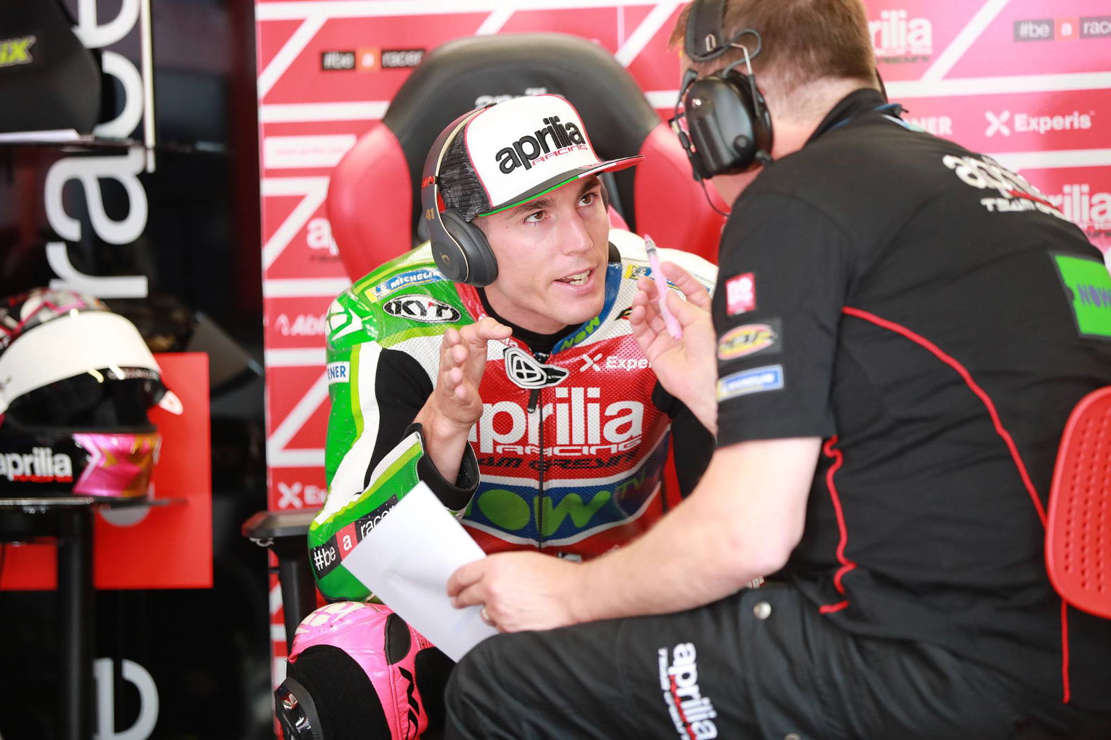 Paus memuji olahraga selama kunjungan MotoGP