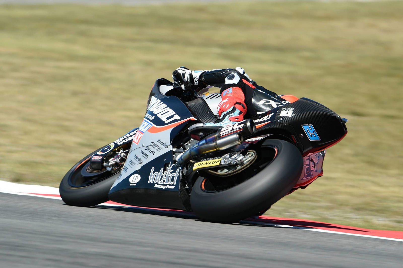 Video: MV Agusta presents 2019 Moto2 machine