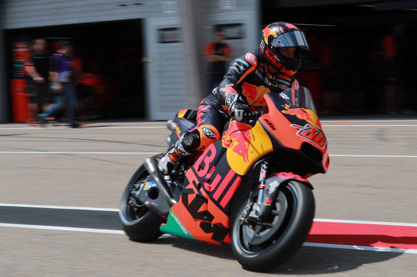 Crutchlow unmoved by Fenati 'sob story' - Updated