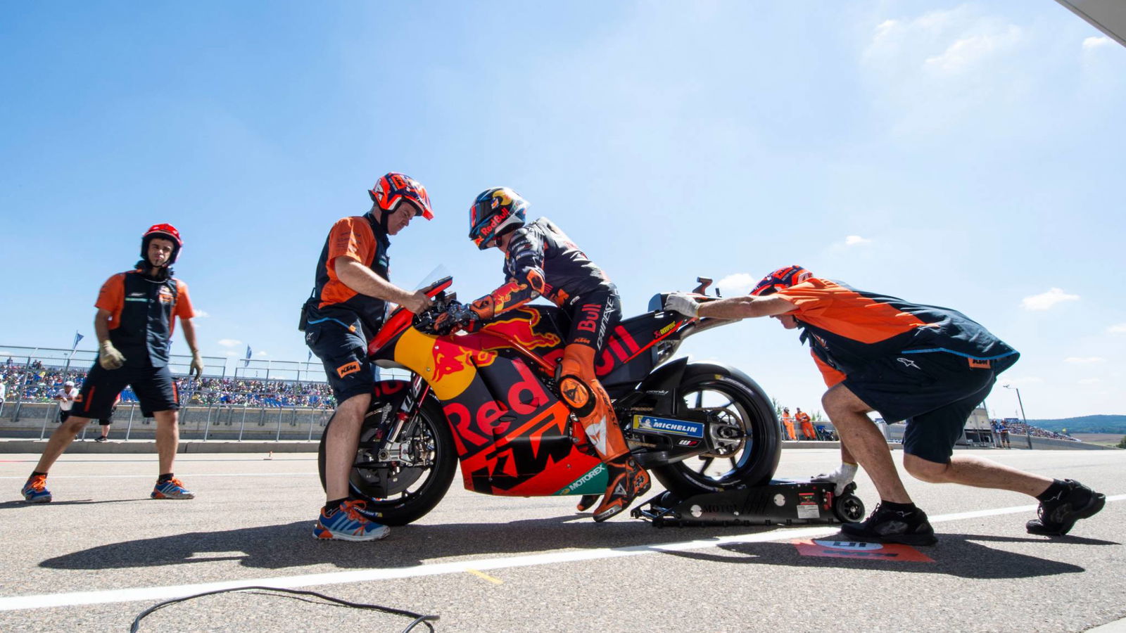 German MotoGP - Warm-up Results
