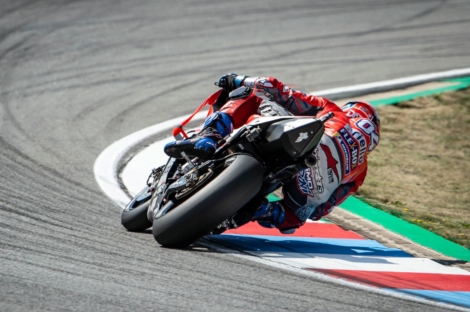 Pol Espargaro breaks collarbone at Brno