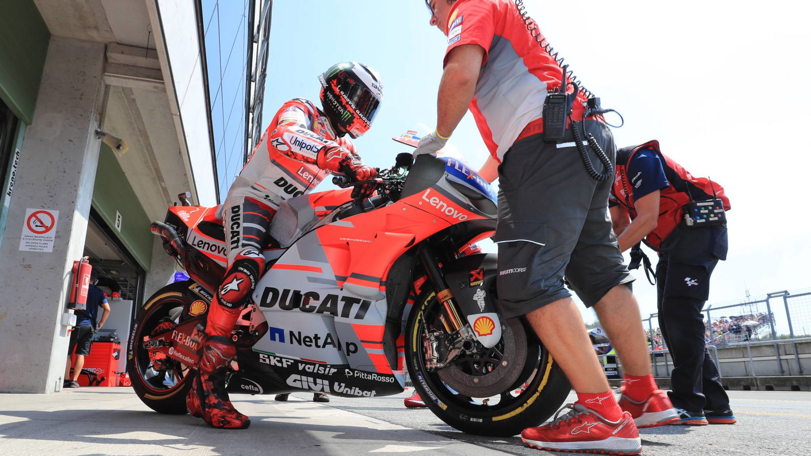 Lorenzo likes new Ducati chassis, can fight at every race?