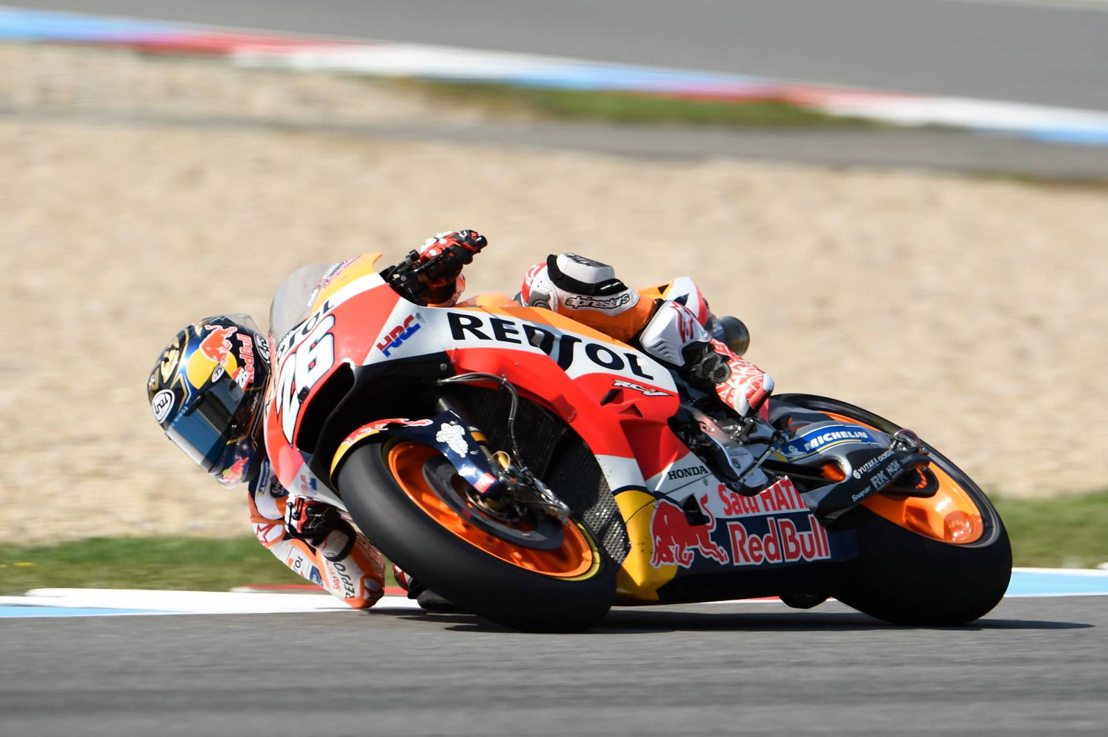 Lorenzo likes new Ducati chassis, can fight at every race?