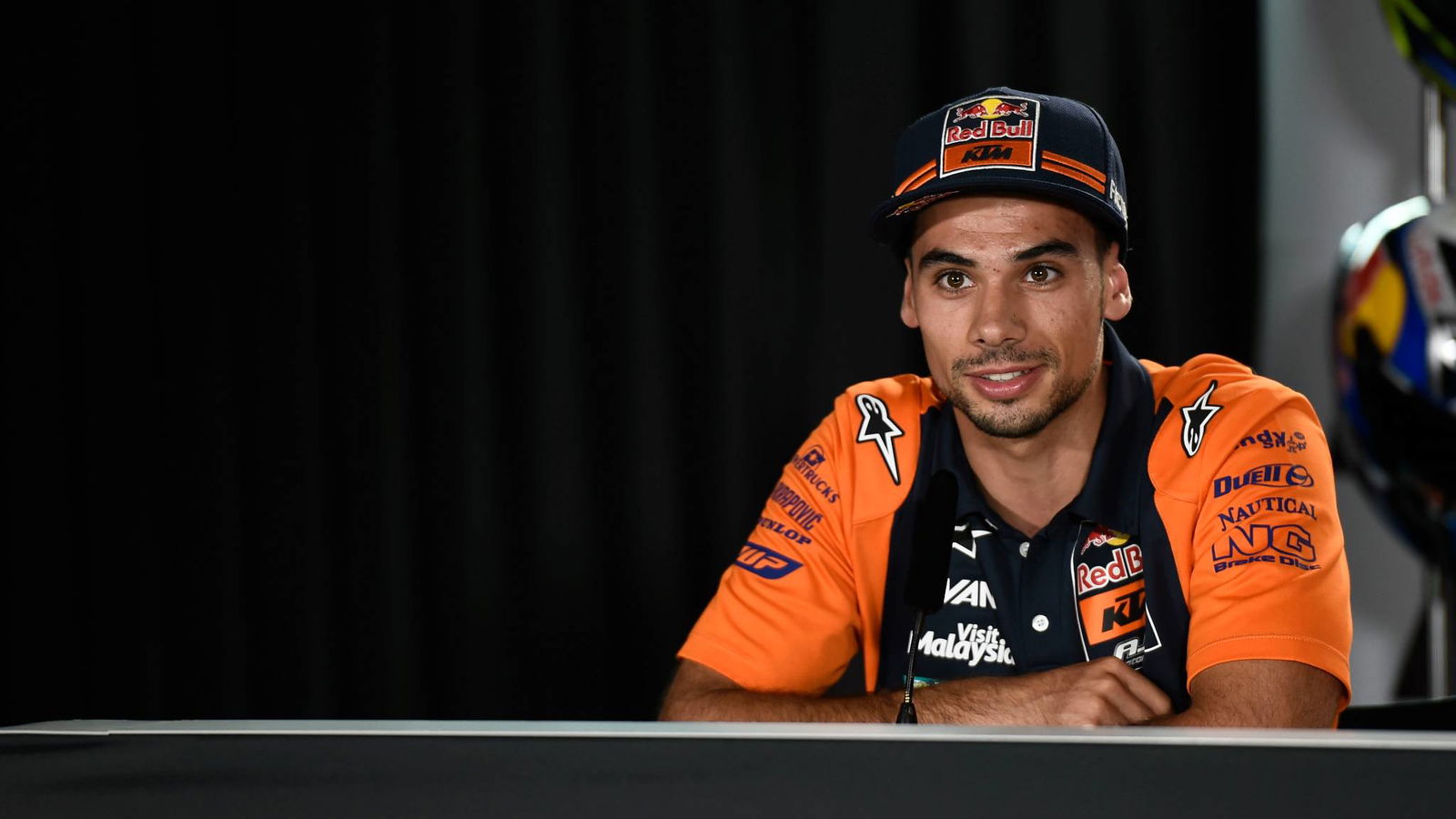 Oliveira: Triumph-KTM 2019 'menyenangkan dan sangat cepat'