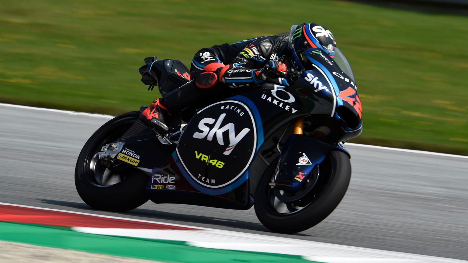 Moto2 Austria: Untouchable Bagnaia holds on for pole, Vierge injured