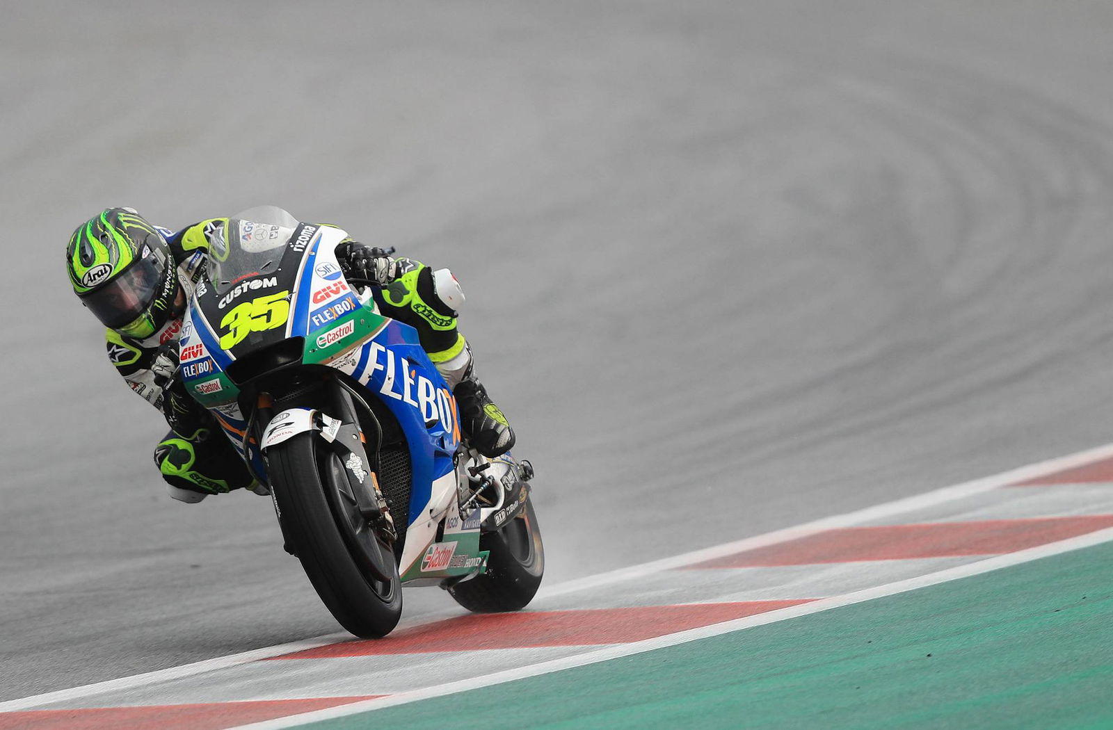 Zarco: Yamaha membutuhkan lebih banyak cengkeraman tepi dari Michelin
