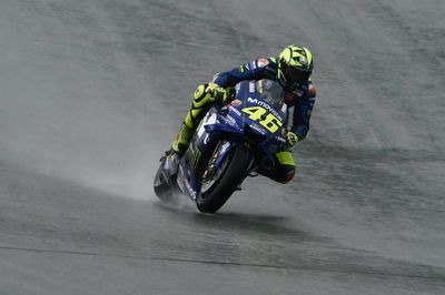 Rossi: ’18 Yamaha better in wet, but…