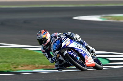 Moto3 Silverstone: Martin di pole, Bezzecchi terjatuh setelah hujan deras