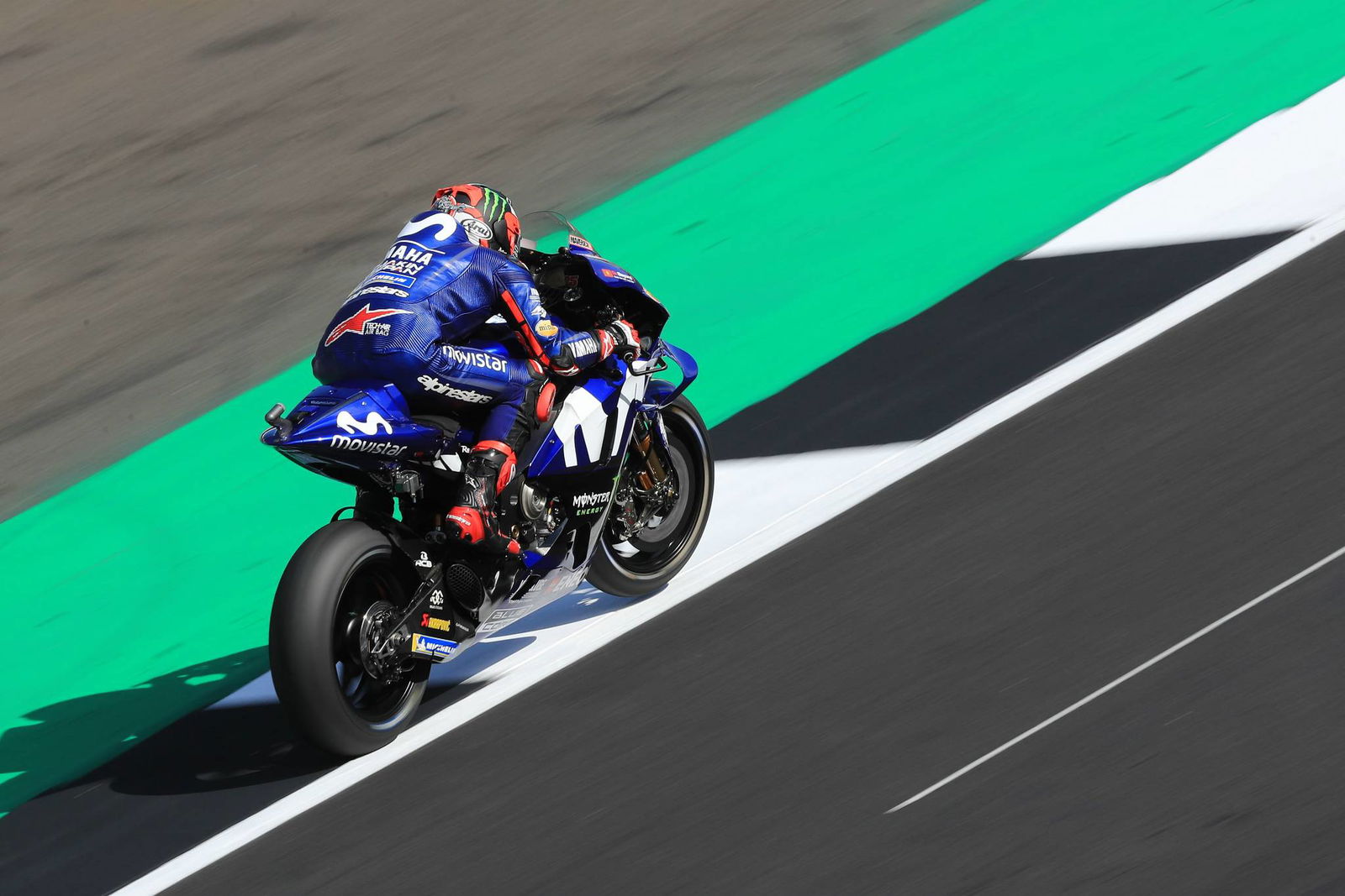 Silverstone responds to track surface concerns