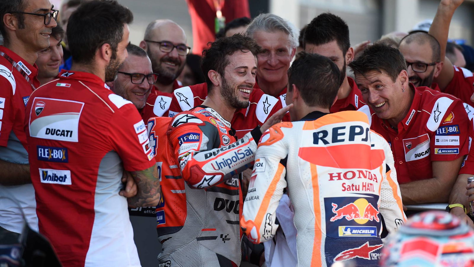 Dovizioso menyerahkan gelar kepada Marquez