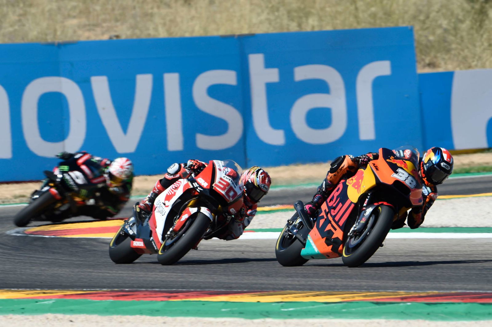 Oliveira: Triumph-KTM 2019 'menyenangkan dan sangat cepat'