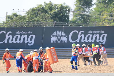 'Tidak ada patah tulang' untuk Lorenzo setelah highside Buriram