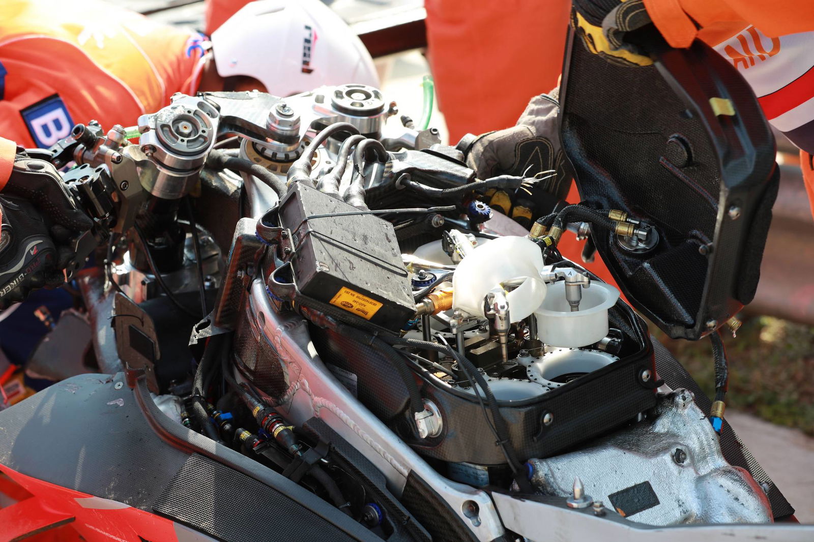 'No fractures' for Lorenzo after Buriram highside