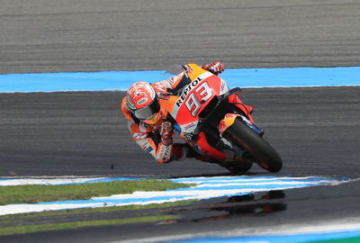 Marquez leads Yamahas in morning warm-up