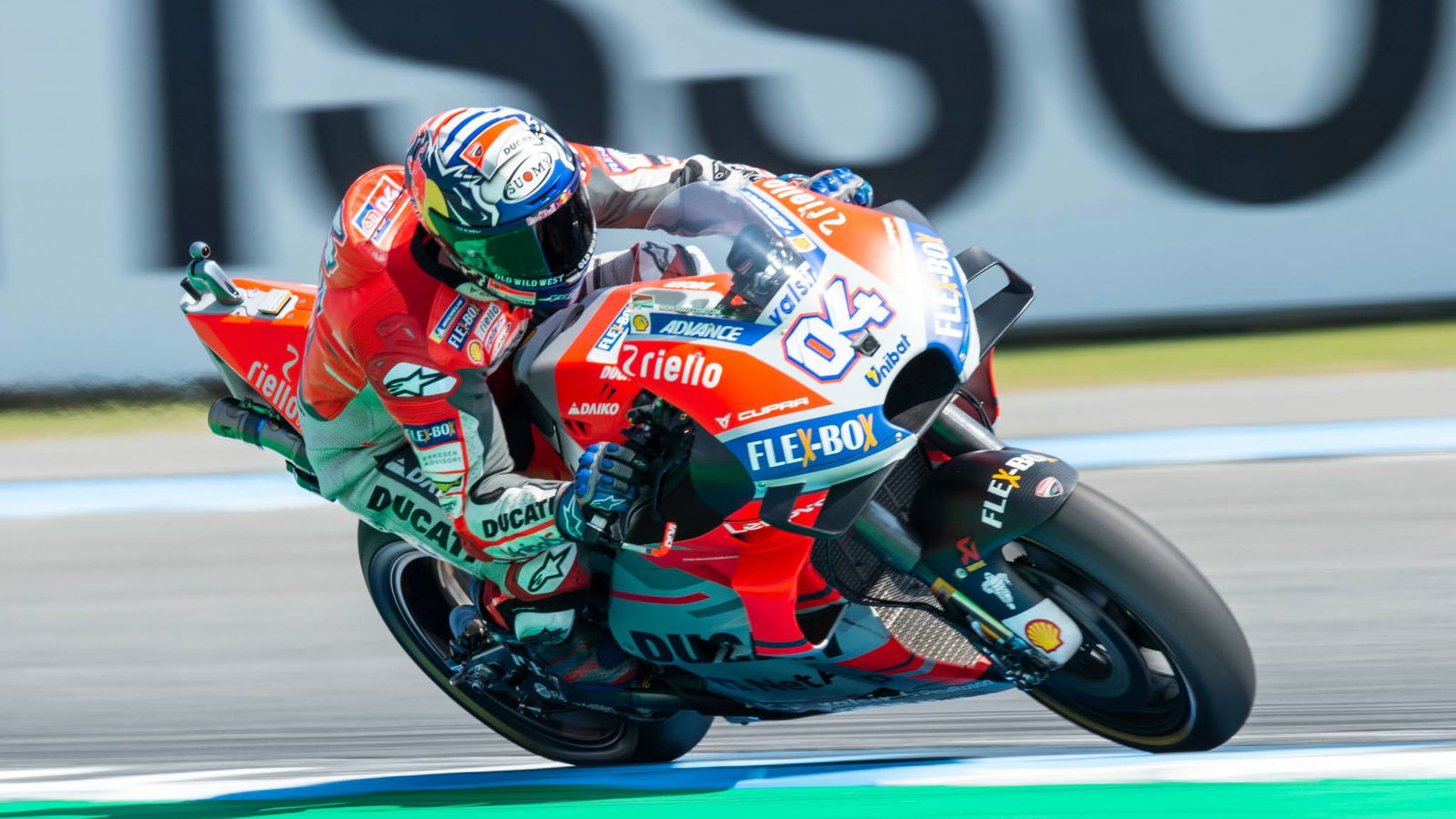 Dovizioso memimpin Crutchlow di FP1 di Motegi