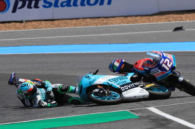 Moto3: Bezzecchi last-turn nightmare, 'crazy weekend' for Martin