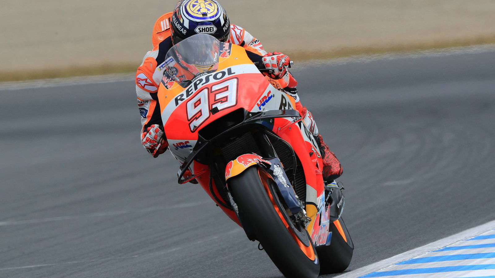 Marquez 'kompetitif dan kuat,' melihat ancaman Dovi