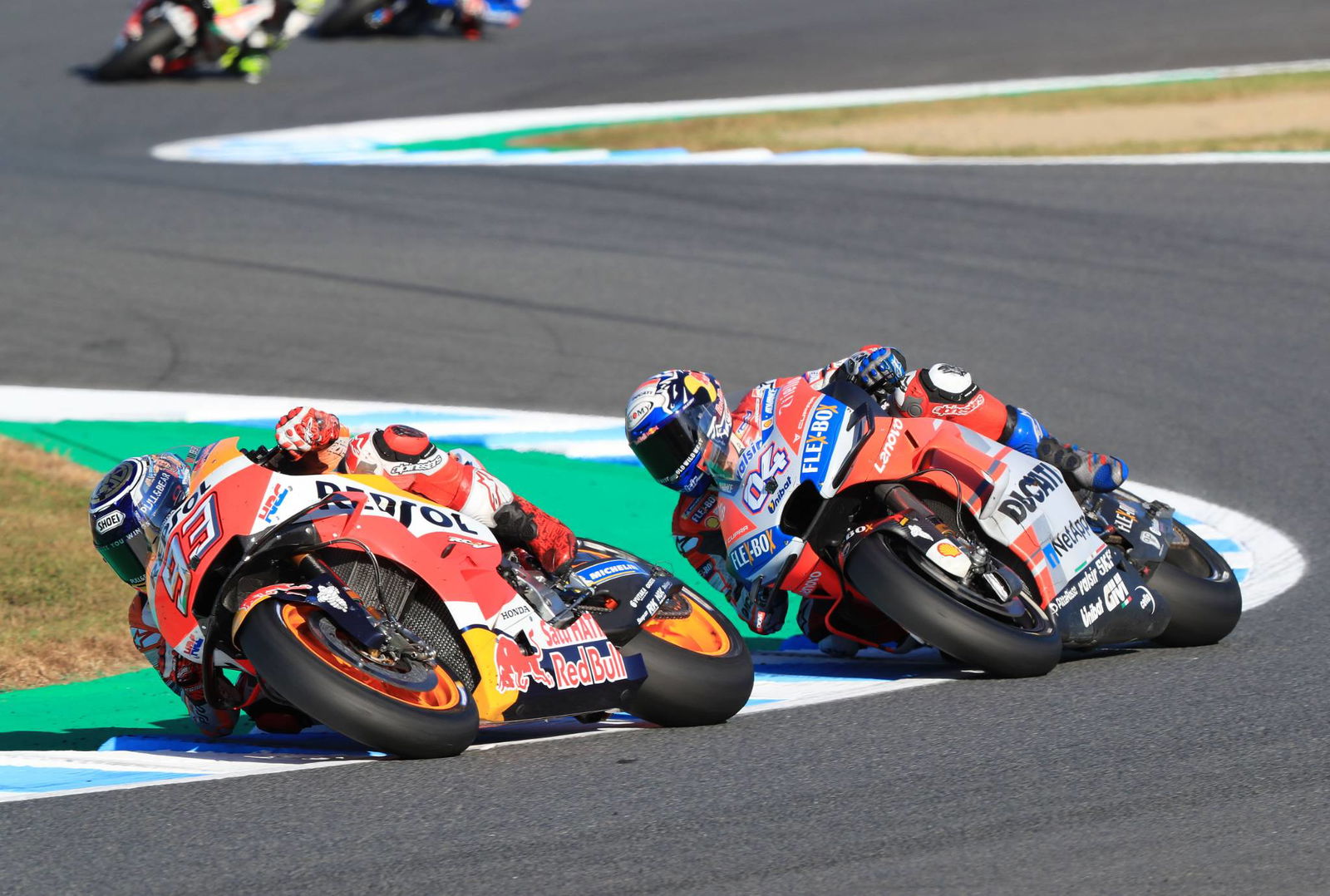 REPORT: Marquez champion as Dovi falls in Japan