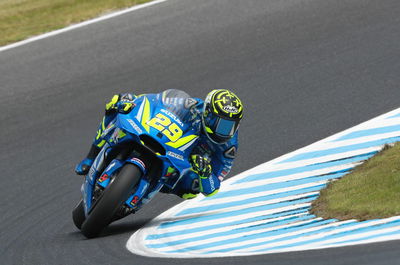 Iannone leads Petrucci in tight FP2