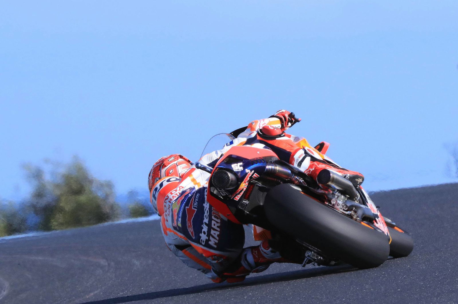 Marquez on top despite FP3 fall