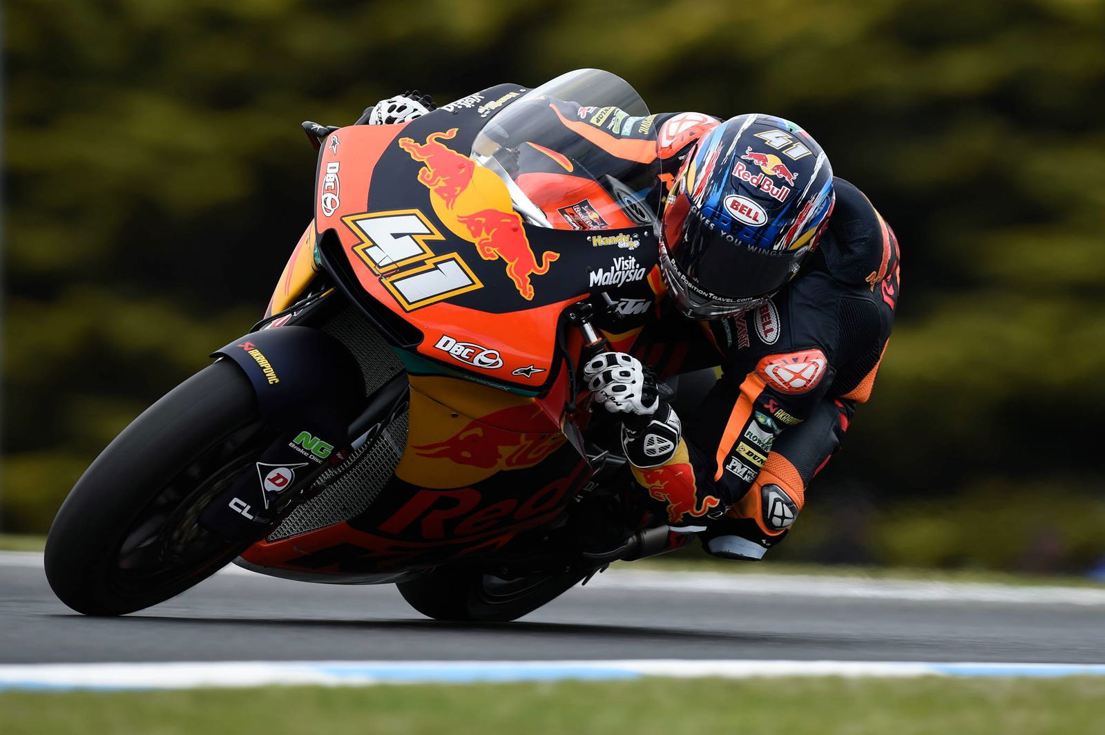 Moto2 Australia: Pasini on pole as title rivals struggle
