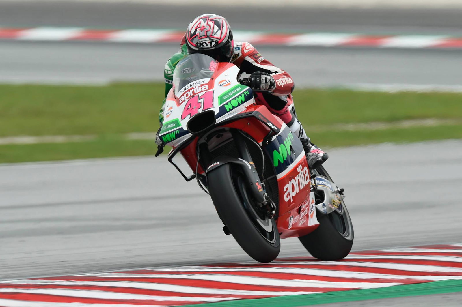 Dovi down, pace to win, 'looking at' Rossi, Vinales
