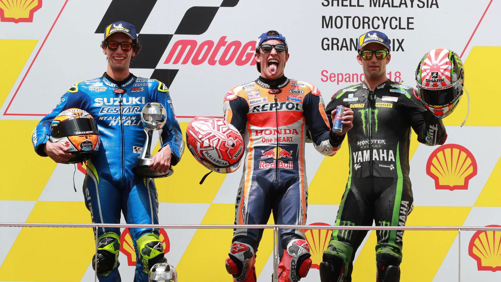 Marquez memudahkan kemenangan Sepang setelah Rossi jatuh