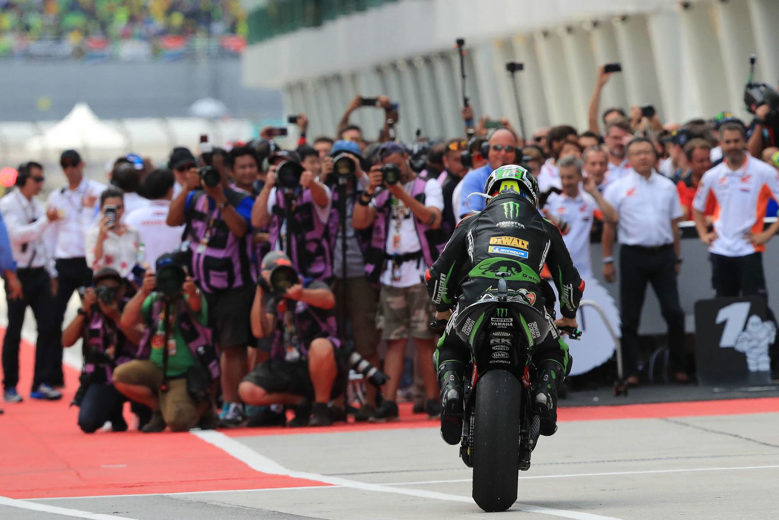 Gibernau keluar dari masa pensiun untuk kembali ke MotoE