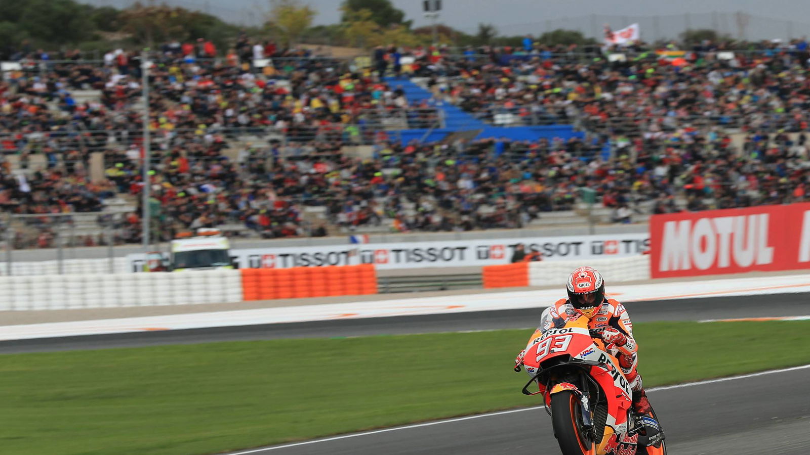 Marquez: Sesuatu yang hanya bisa Anda perbaiki dengan operasi ...
