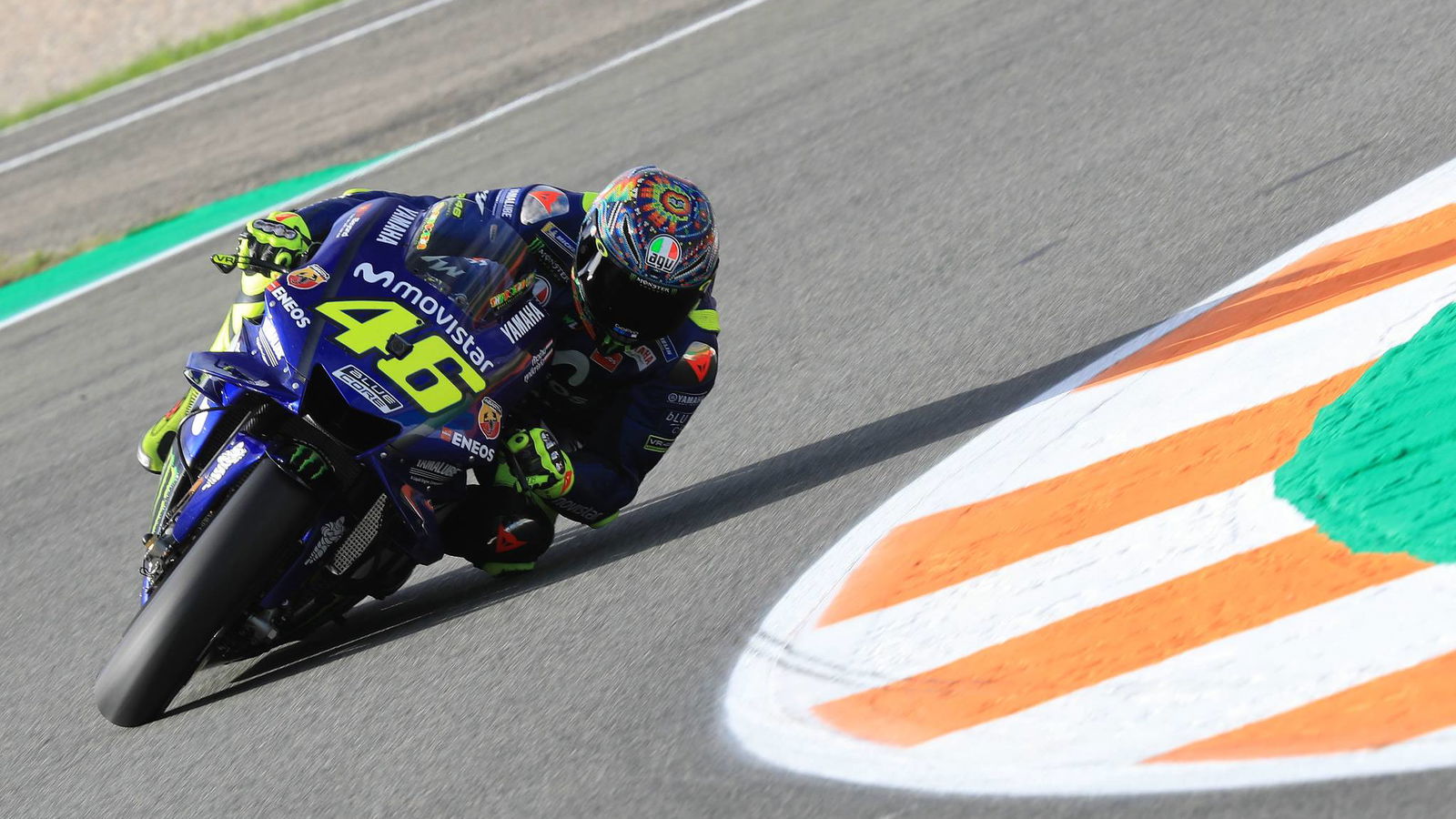 Rossi: Mesin baru positif ... tapi tidak cukup