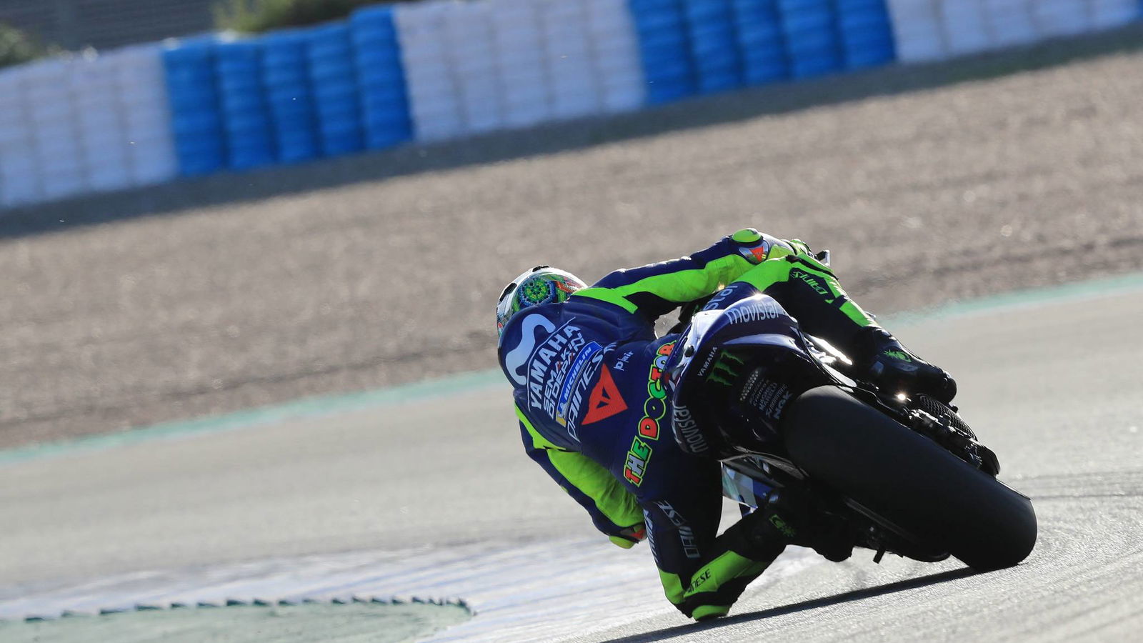 Rossi: Kami harus bekerja di semua bidang