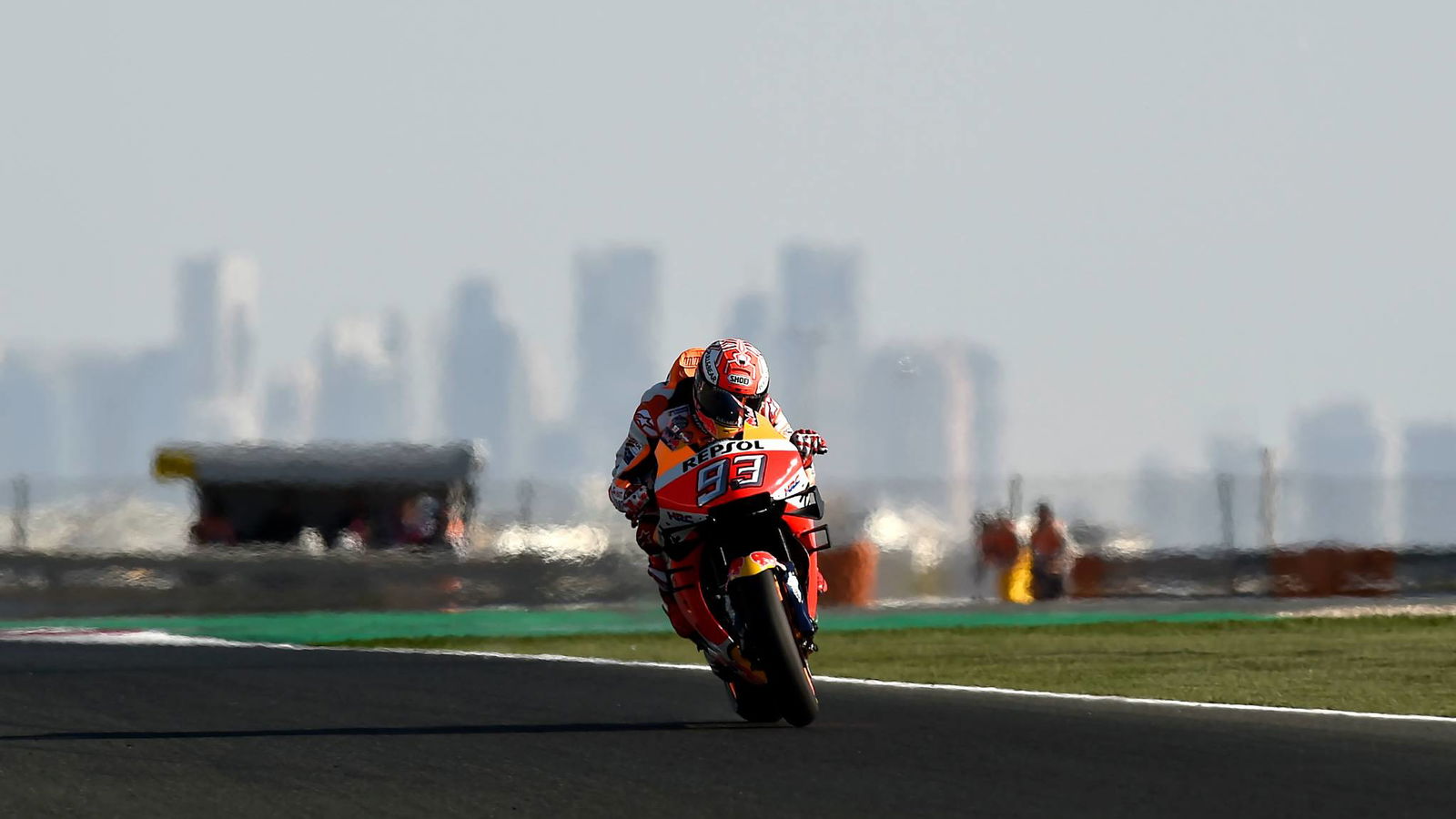 Marquez: Dua kecelakaan, sirkuit terburuk, baris depan