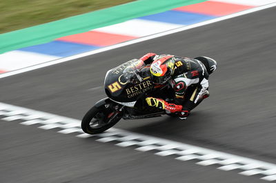 Moto3 Argentina: Masia converts pole to win after last corner scramble