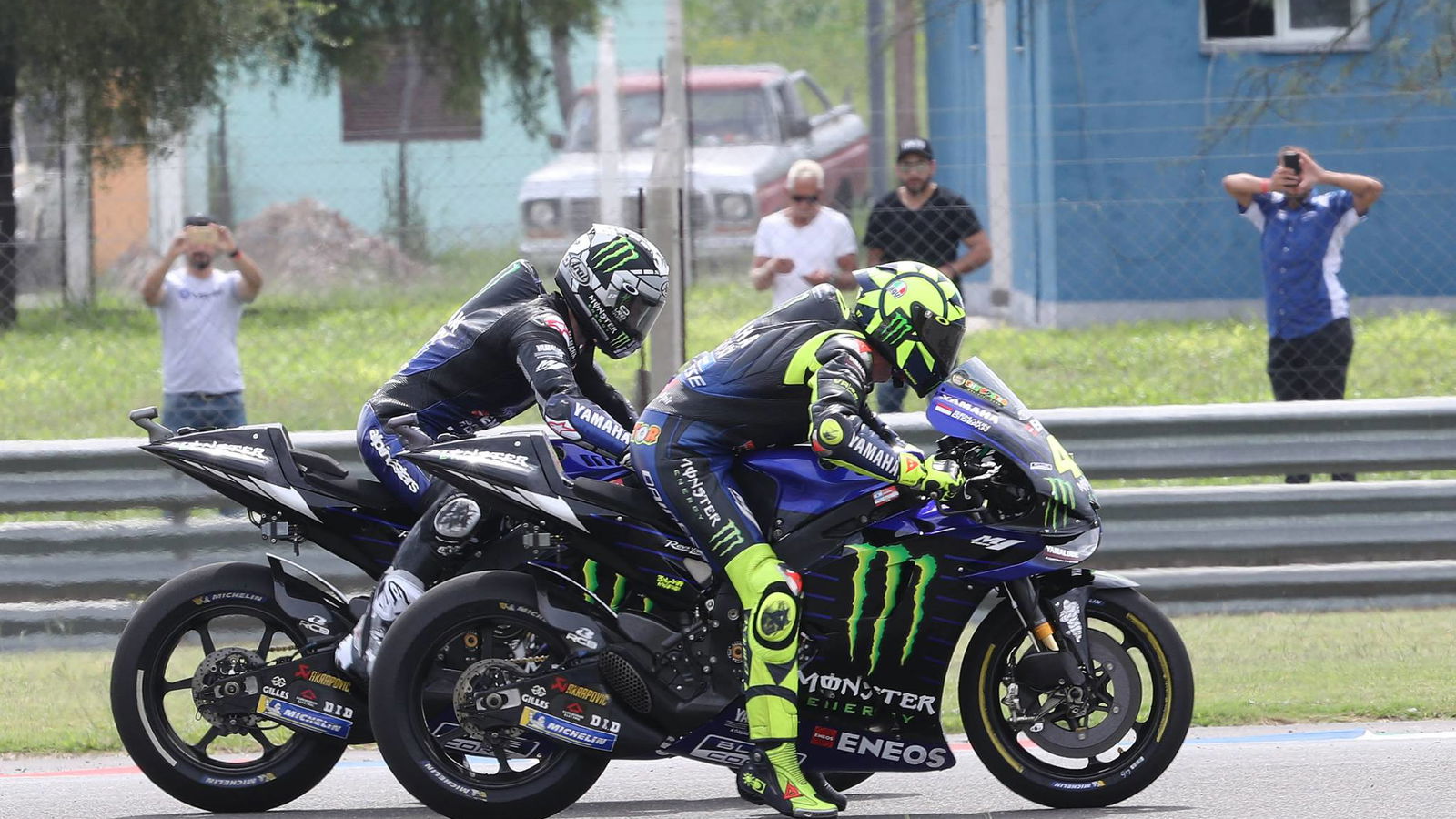 Vinales plans 'aggressive start', Rossi 'good pace'