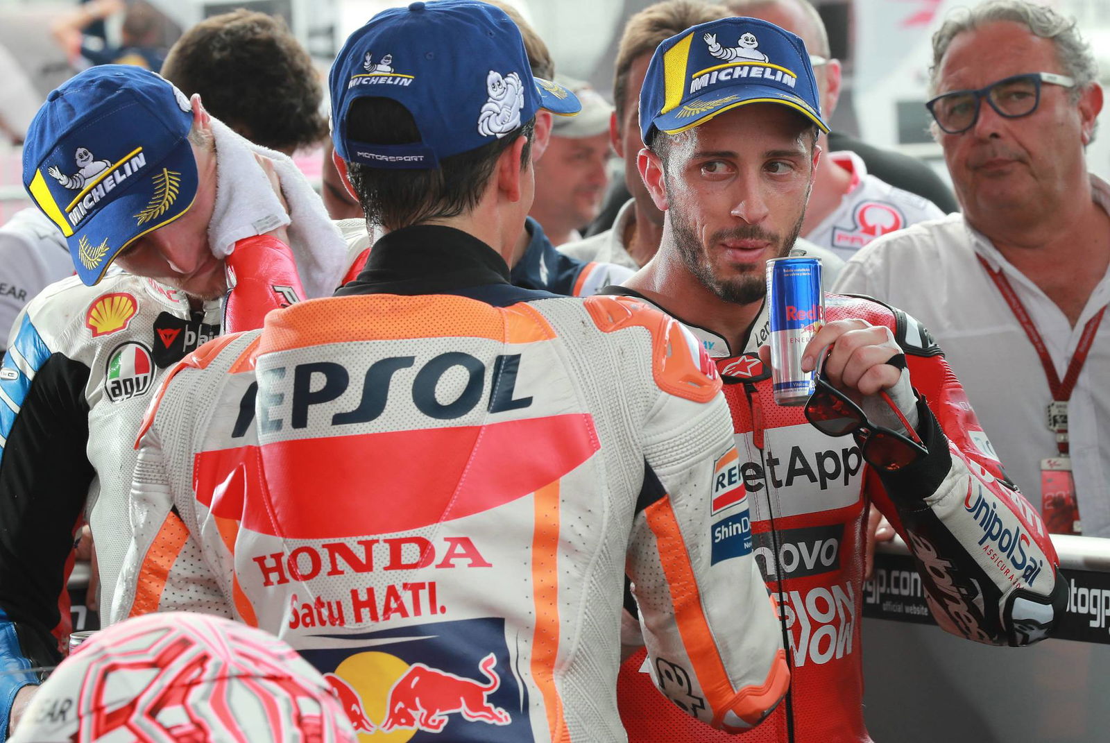 Marquez 'mungkin mengambil 0.4 detik' dari derek - Crutchlow