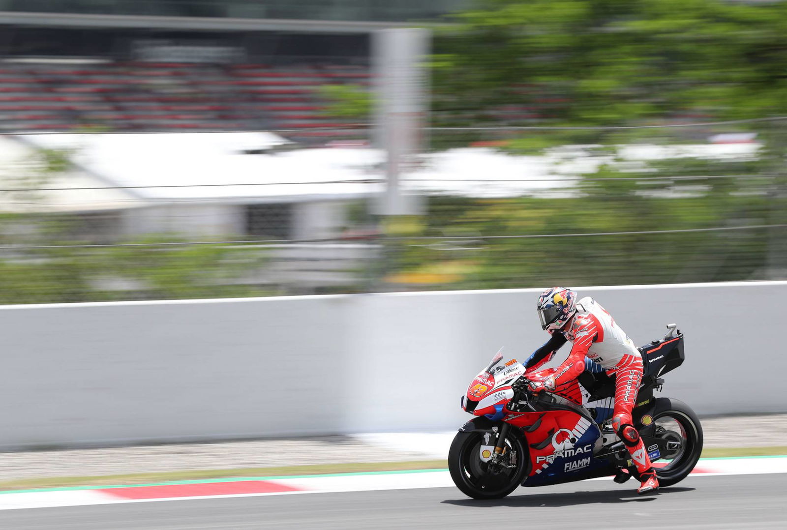 Rins, Suzuki heads up Catalunya FP3 as Lorenzo makes Q2
