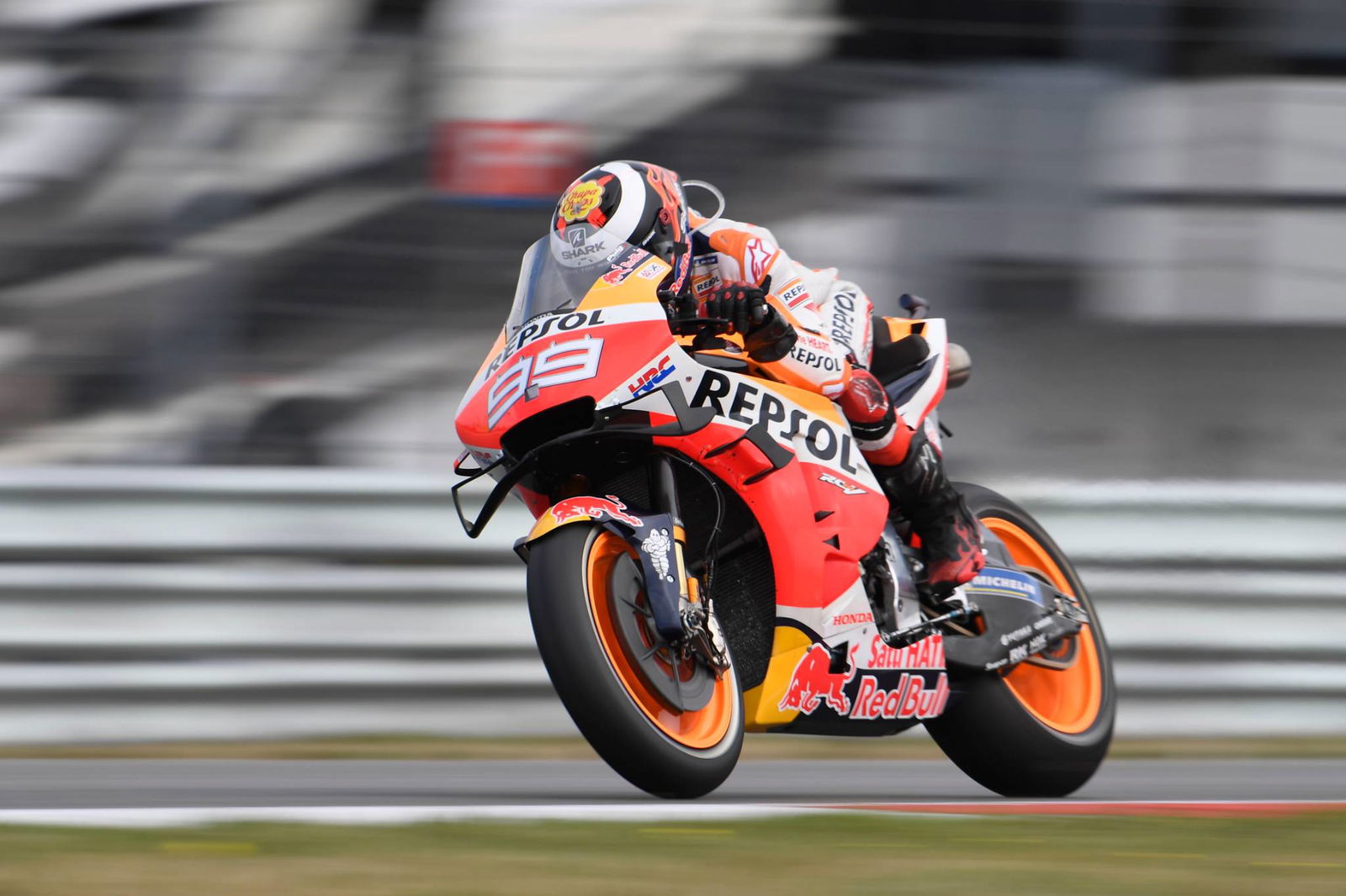 Lorenzo undergoes hospital checks after FP1 fall