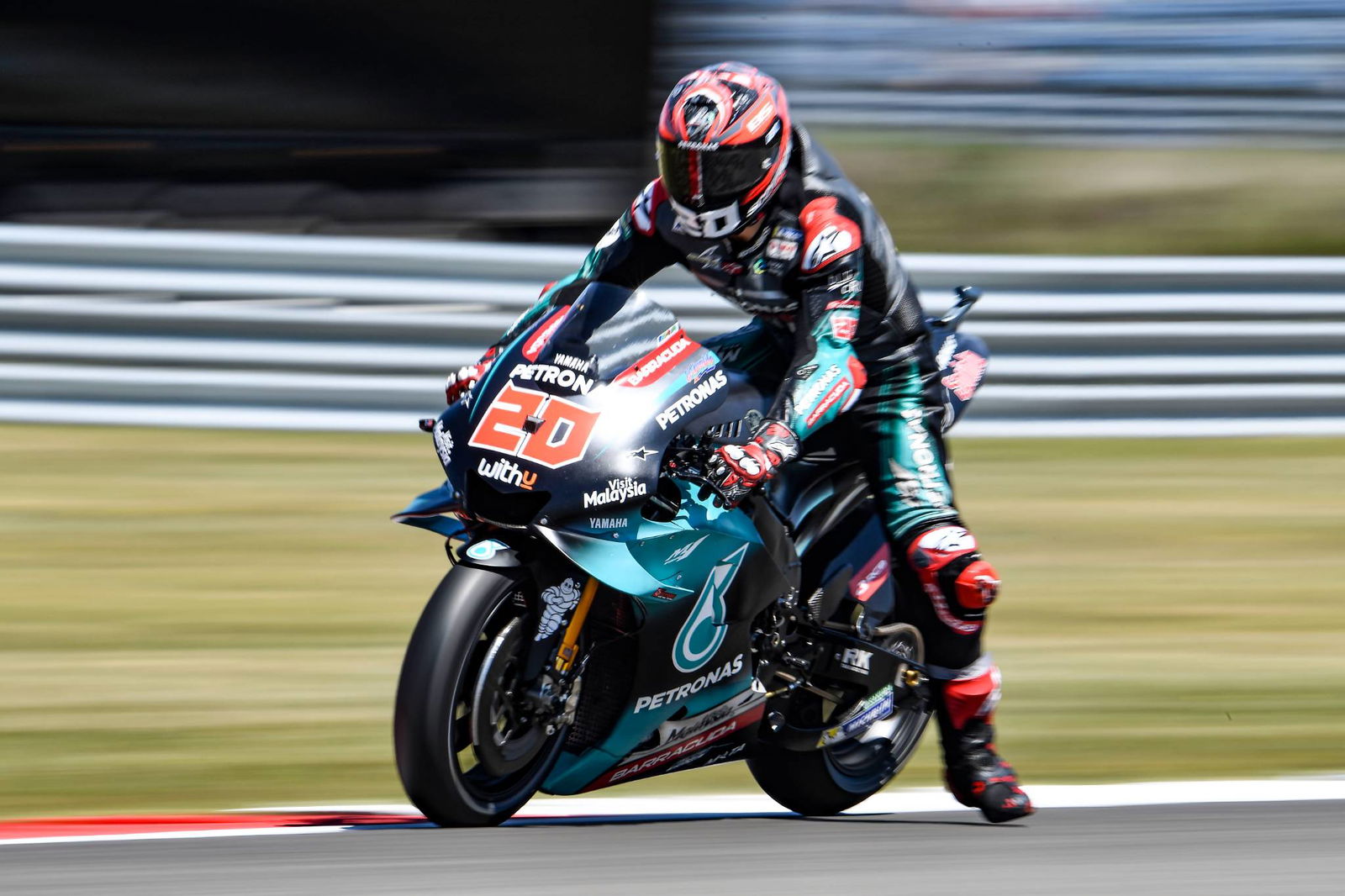 Quartararo smashes lap record, Rossi heads to Q1 again