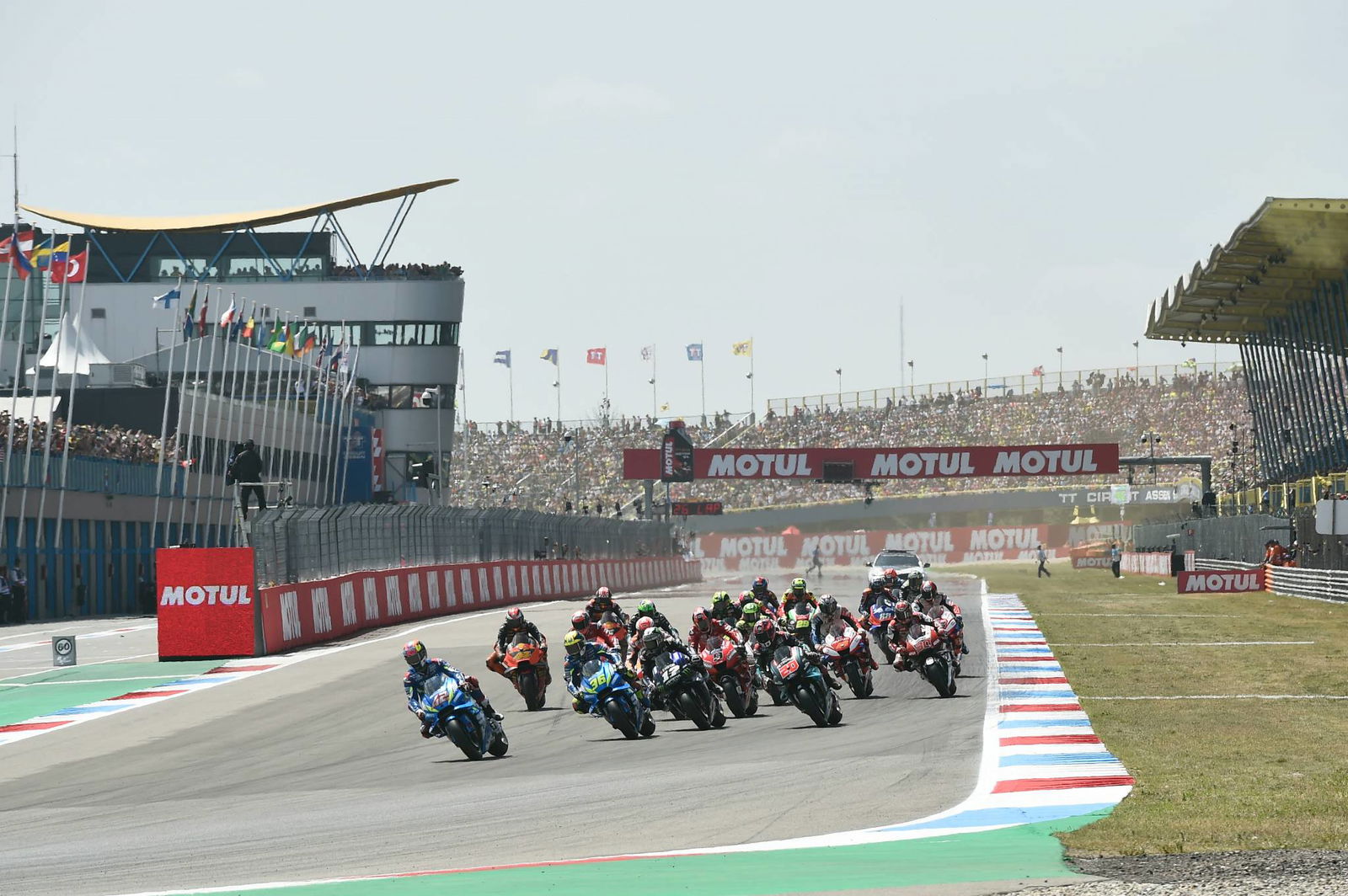Dovizioso: New rear affects front tyre a lot