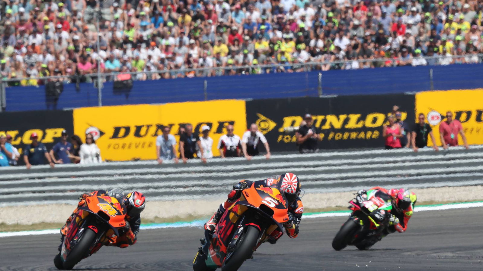 Zarco berhenti 'sebelum sesuatu yang buruk terjadi'