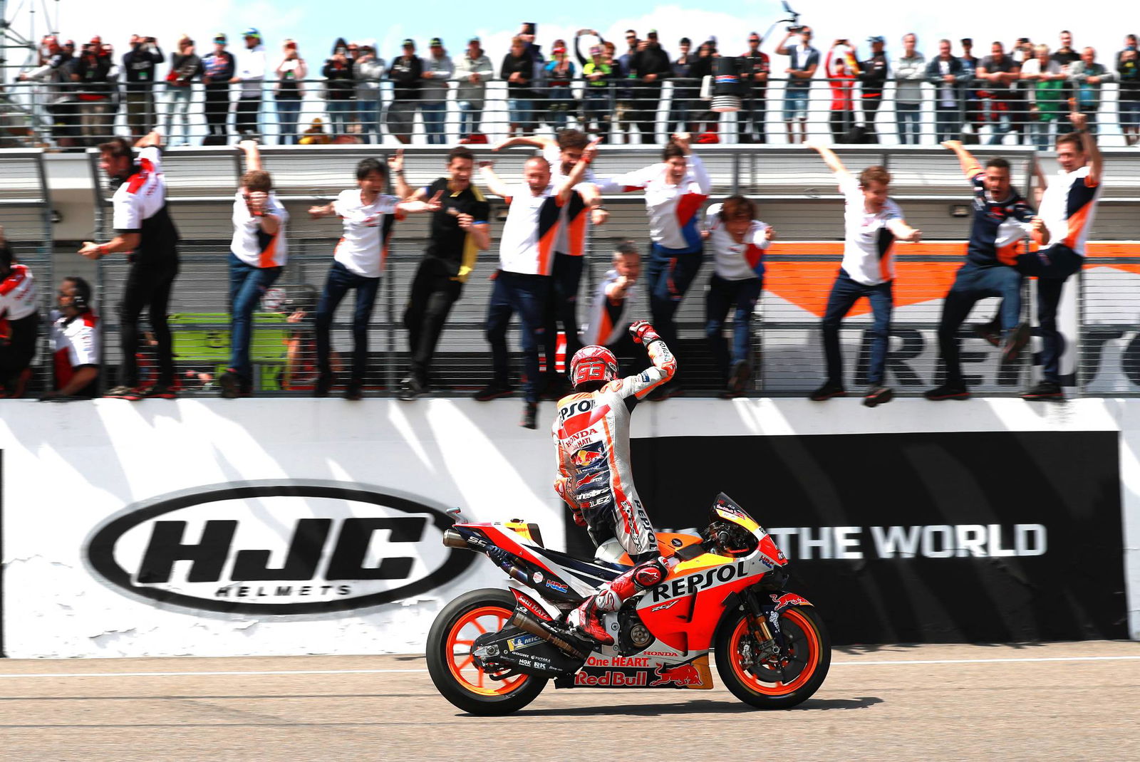 An 'urban' MotoGP race? Marquez, Mir, Rins give their opinions