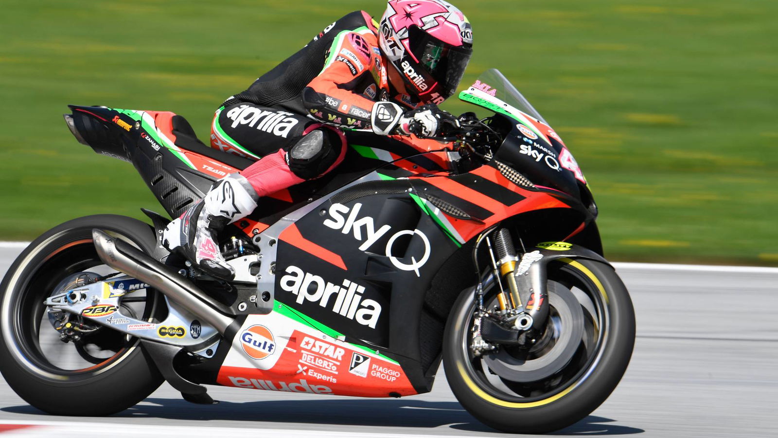 Espargaro impressed by Aprilia holeshot device