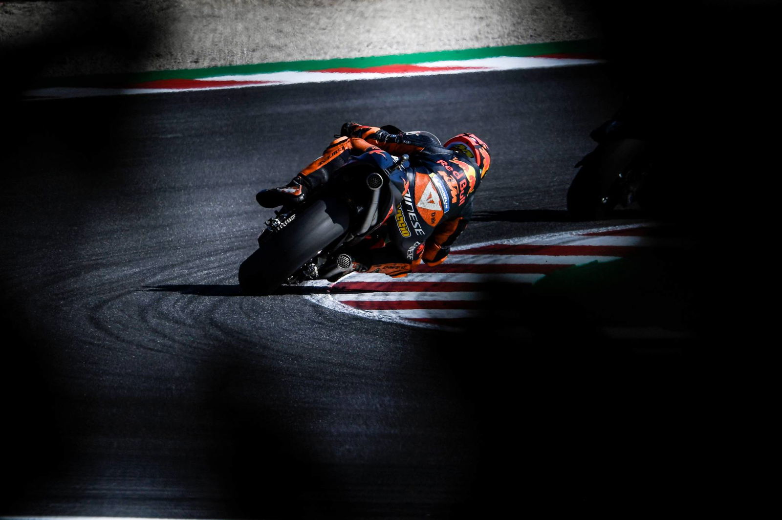 KTM tidak mengesampingkan Espargaro untuk 2021, kunjungan Petrucci?