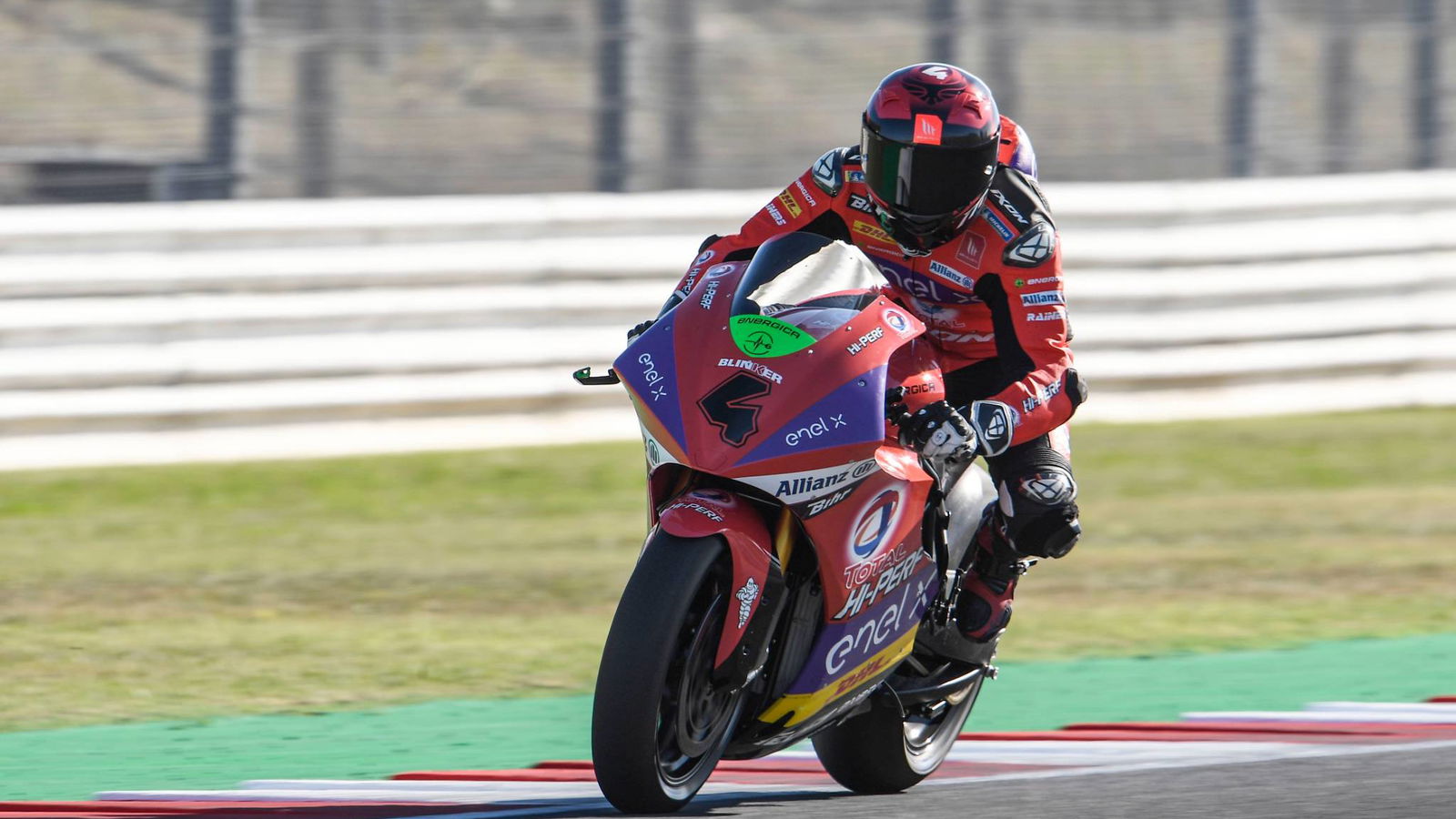 Garzo didiskualifikasi dari MotoE Valencia Race 1, karena pertarungan perebutan gelar