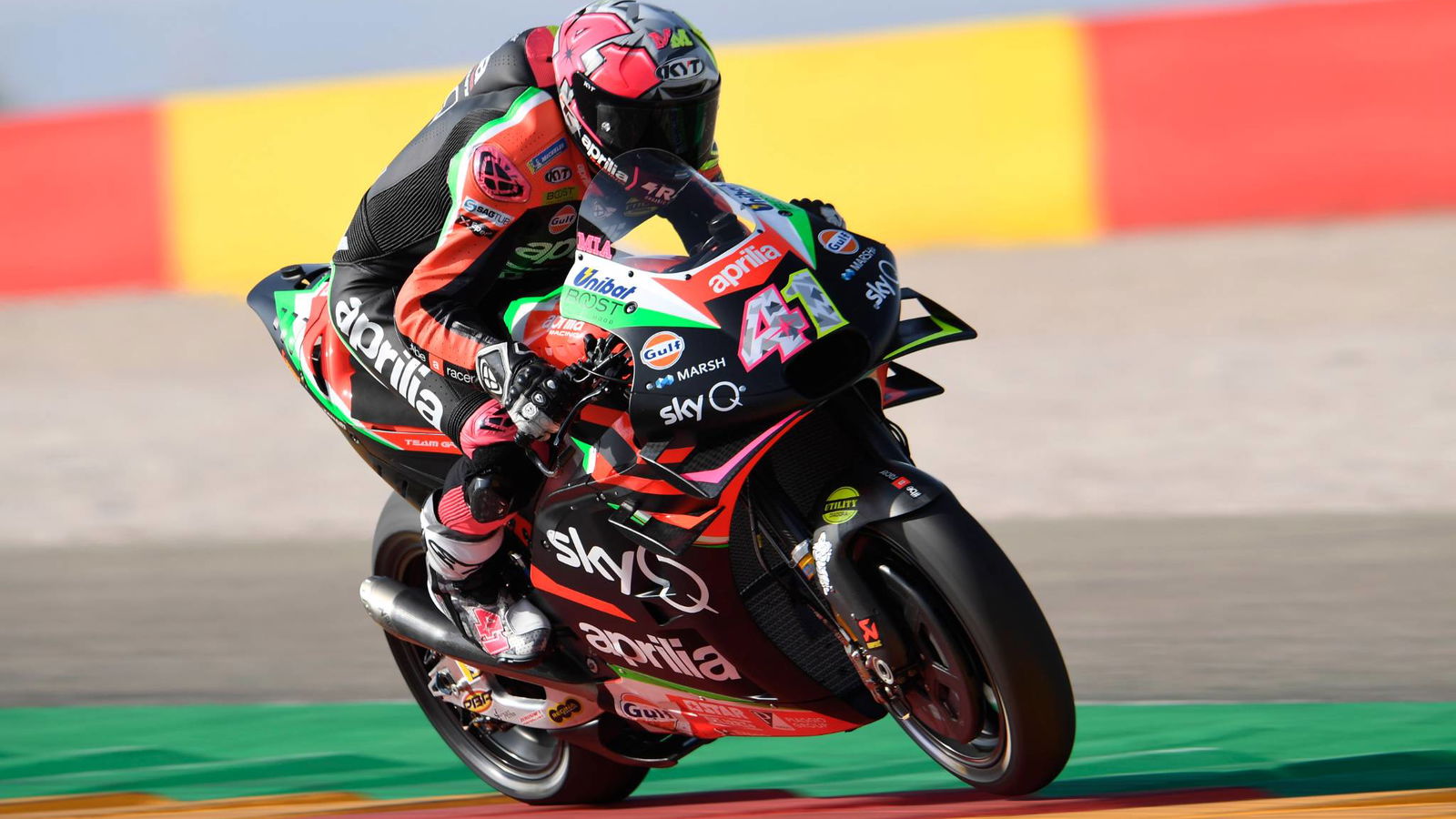 Aleix explains Aprilia speed, 'strange' Marquez braking