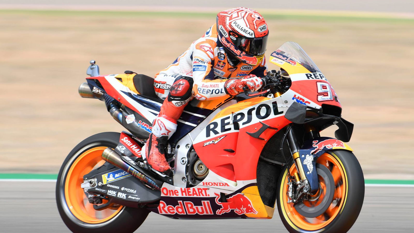 Marquez clears off for Aragon MotoGP victory ahead of Dovizioso