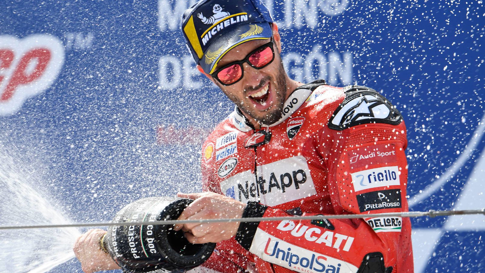 Dovizioso mengambil 'pintu terbuka lebar' ke podium dari Rins, bentrokan Morbidelli