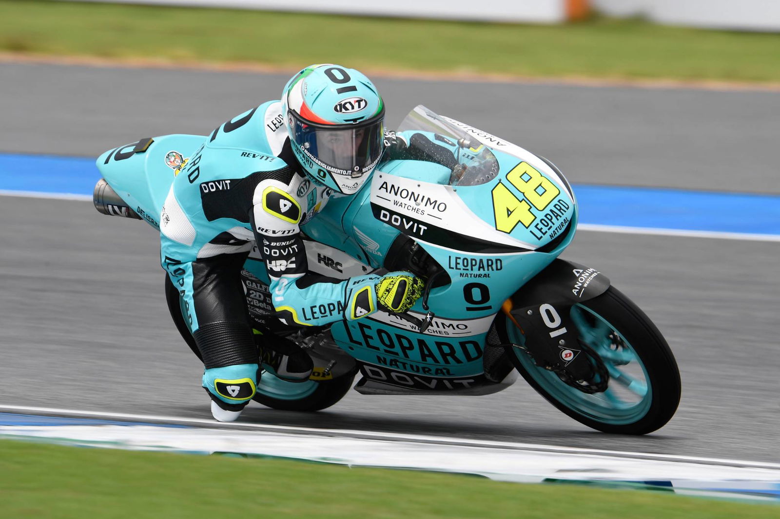 Moto3 Buriram: Arenas wins tight Thailand tussle