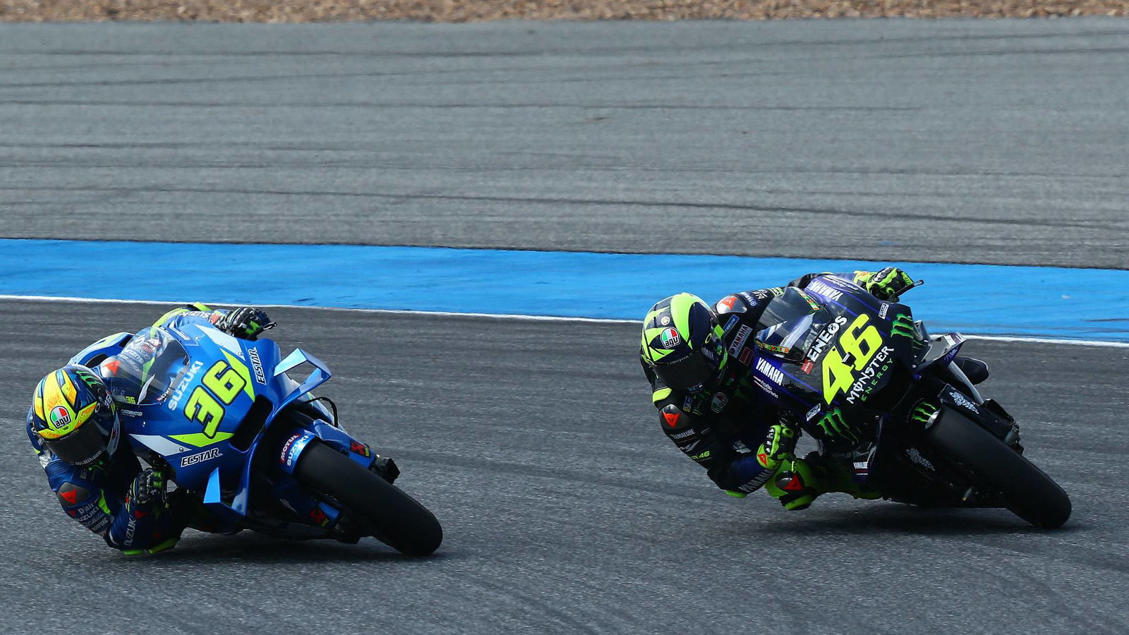 Rossi di 'tepi': Cerita yang sama, memalukan